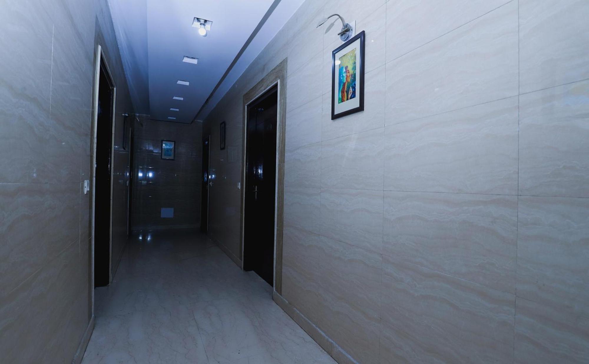Hotel O J P Inn Near Patel Nagar Metro Station Nowe Delhi Zewnętrze zdjęcie