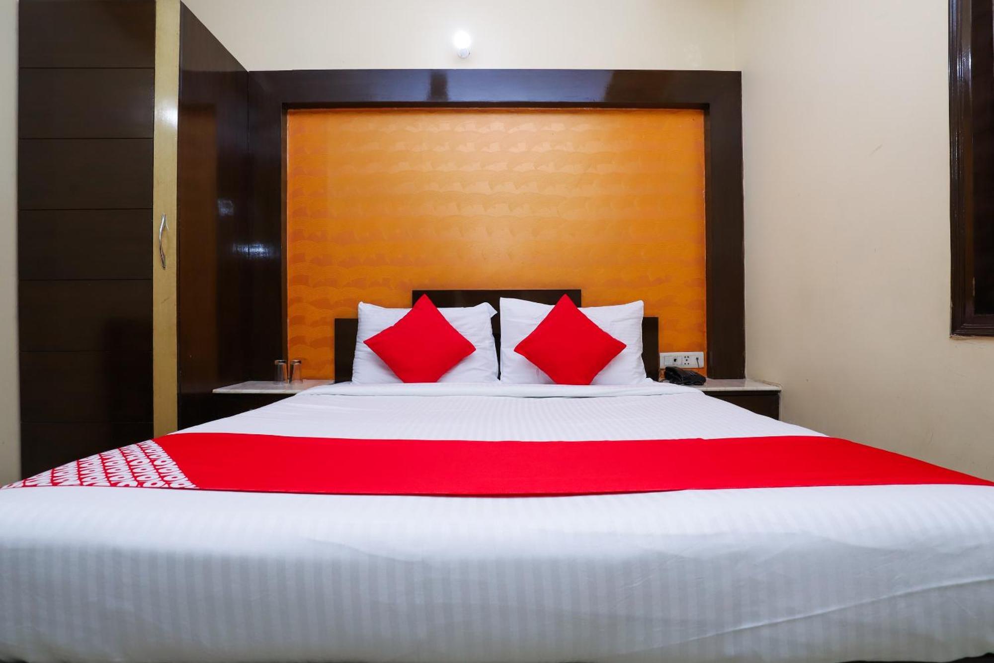 Hotel O J P Inn Near Patel Nagar Metro Station Nowe Delhi Zewnętrze zdjęcie